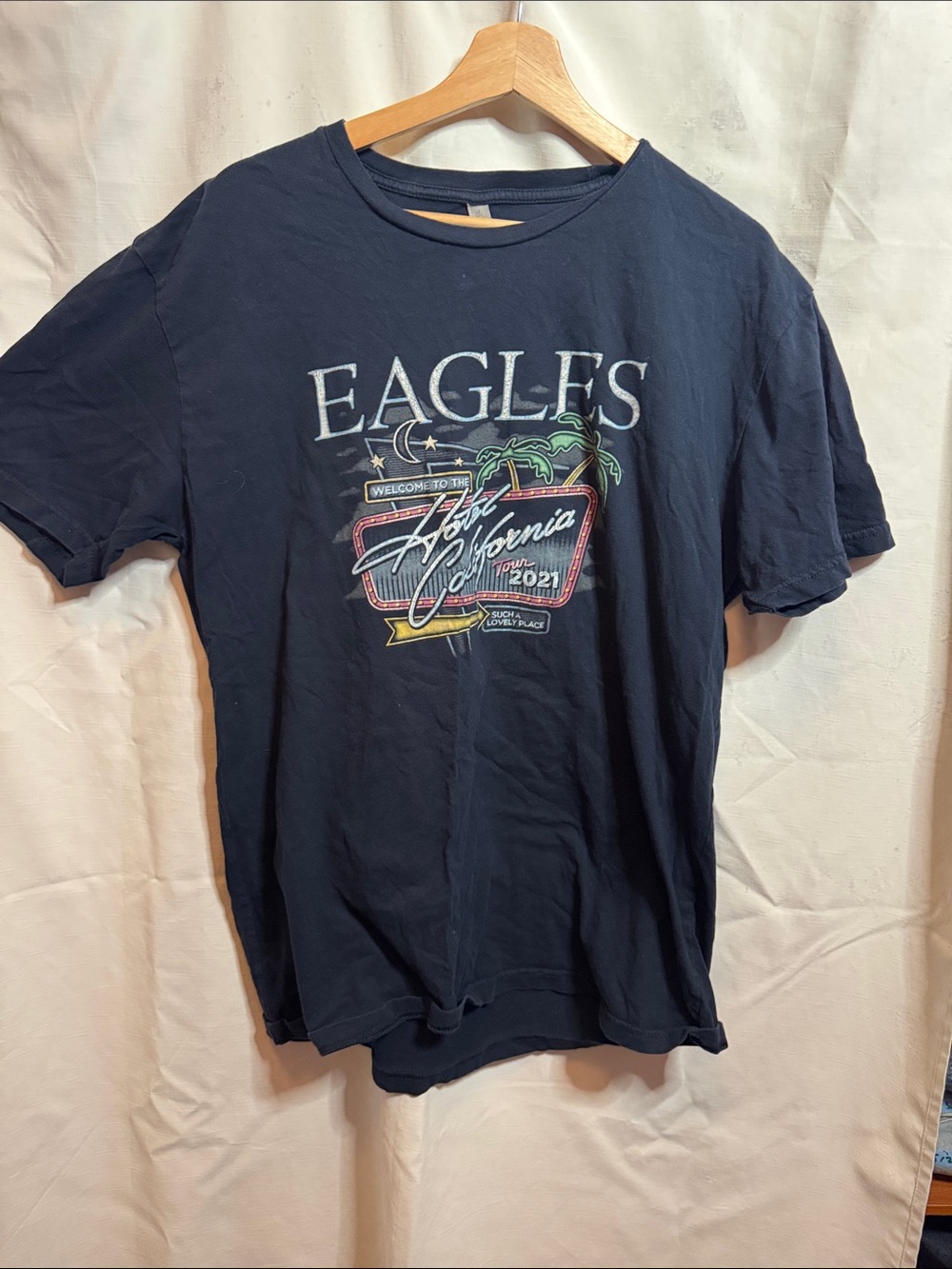 Next Level Apparel the Eagles concert 2021 Tee with Multicolor Print XL 31